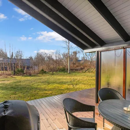 6-person Close To The And Holiday home *